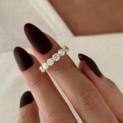 0.13 TCW Round Twisted DEF/VVS Lab Grown Diamond Wedding Band