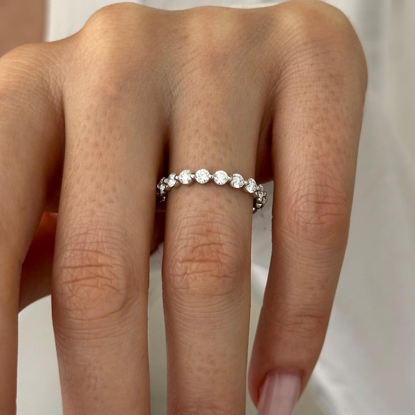 0.13 TCW Round Twisted DEF/VVS Lab Grown Diamond Wedding Band