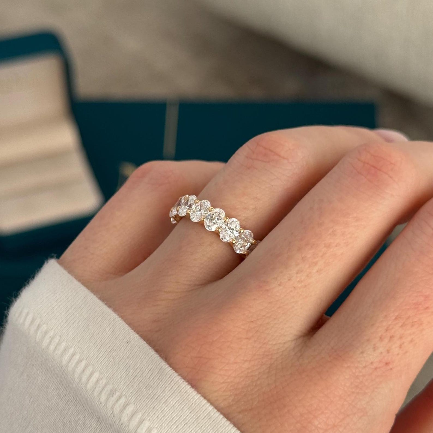 0.13 TCW Round Twisted DEF/VVS Lab Grown Diamond Wedding Band