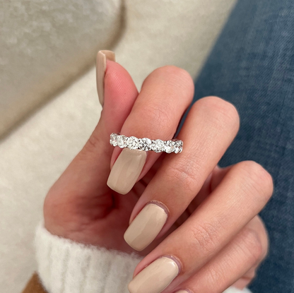 0.13 TCW Round Twisted DEF/VVS Lab Grown Diamond Wedding Band