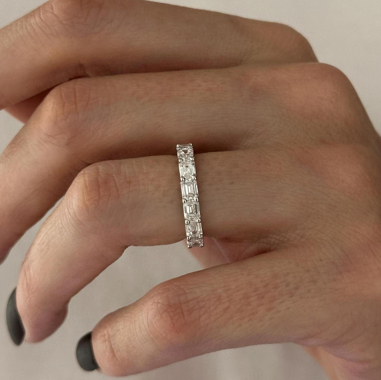0.13 TCW Round Twisted DEF/VVS Lab Grown Diamond Wedding Band