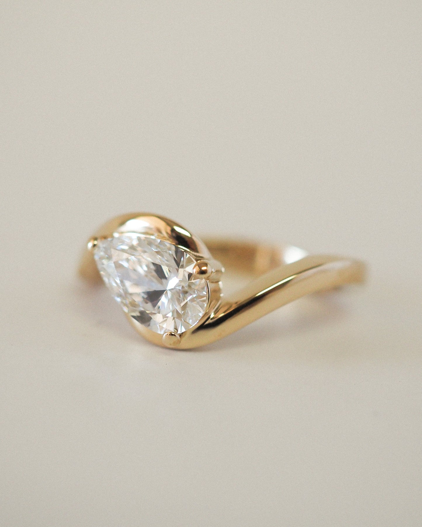 Round Swirl Semi Pave Engagement Ring – 1 CT Moissanite Diamond