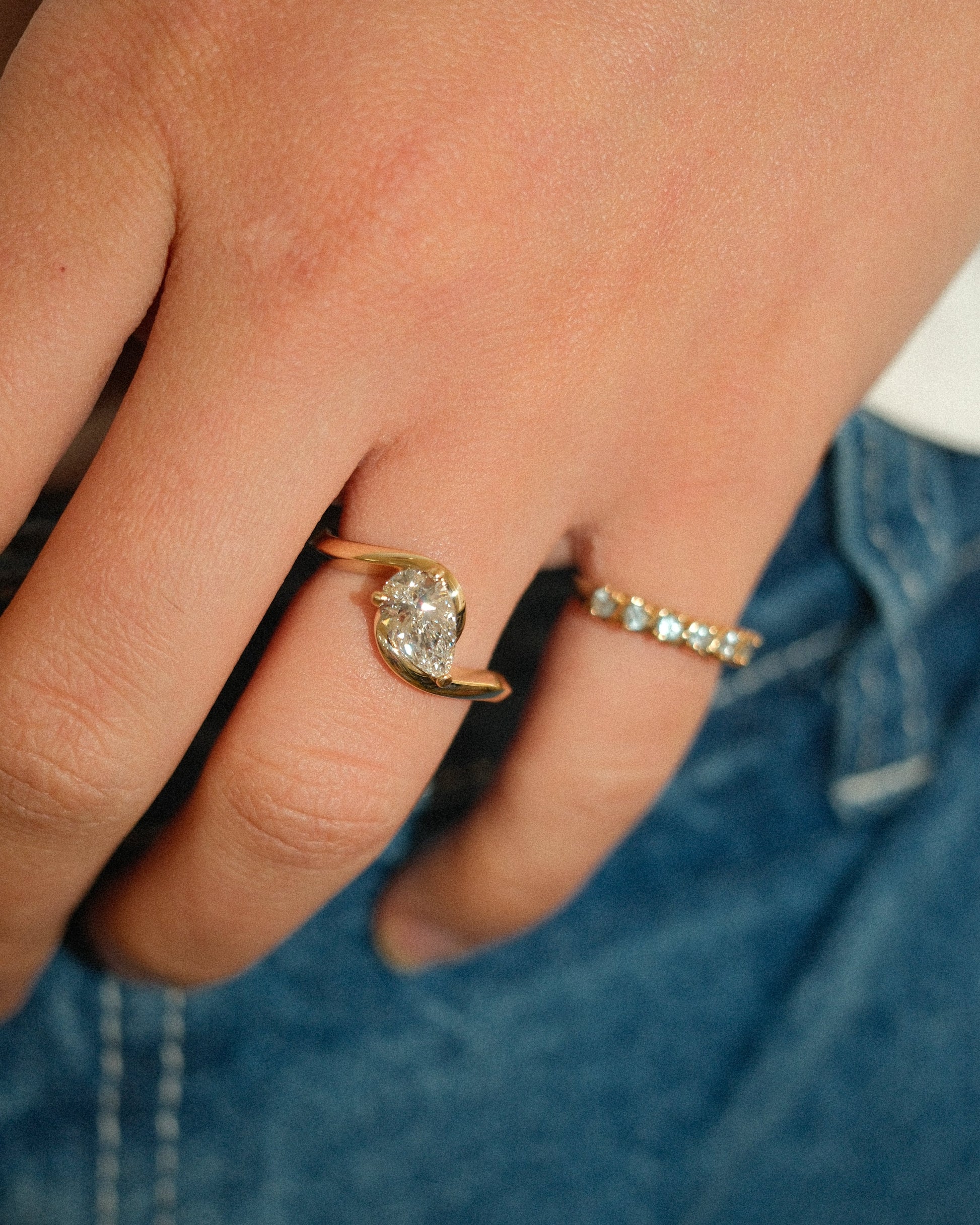 Round Swirl Semi Pave Engagement Ring – 1 CT Moissanite Diamond