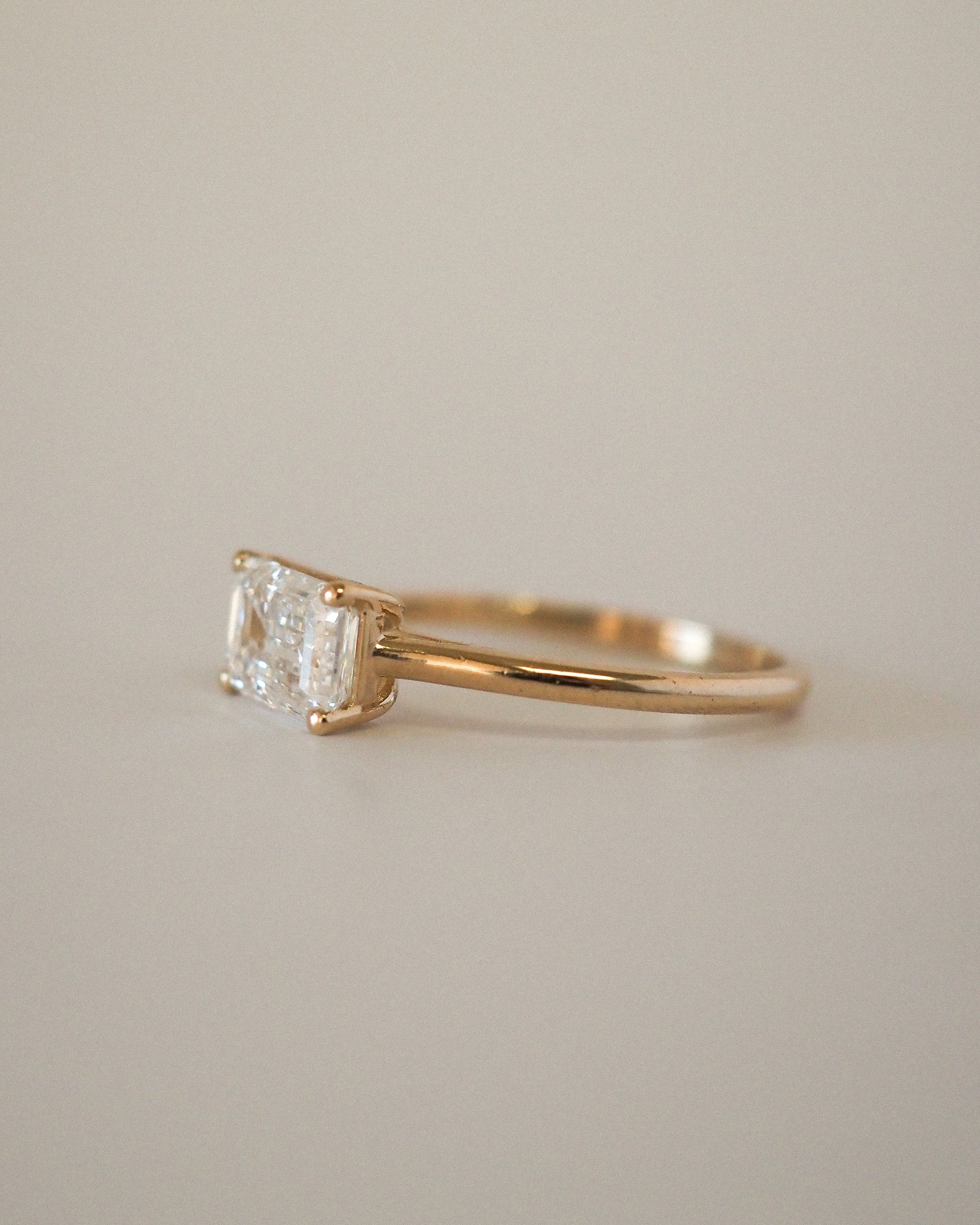 Round Swirl Semi Pave Engagement Ring – 1 CT Moissanite Diamond