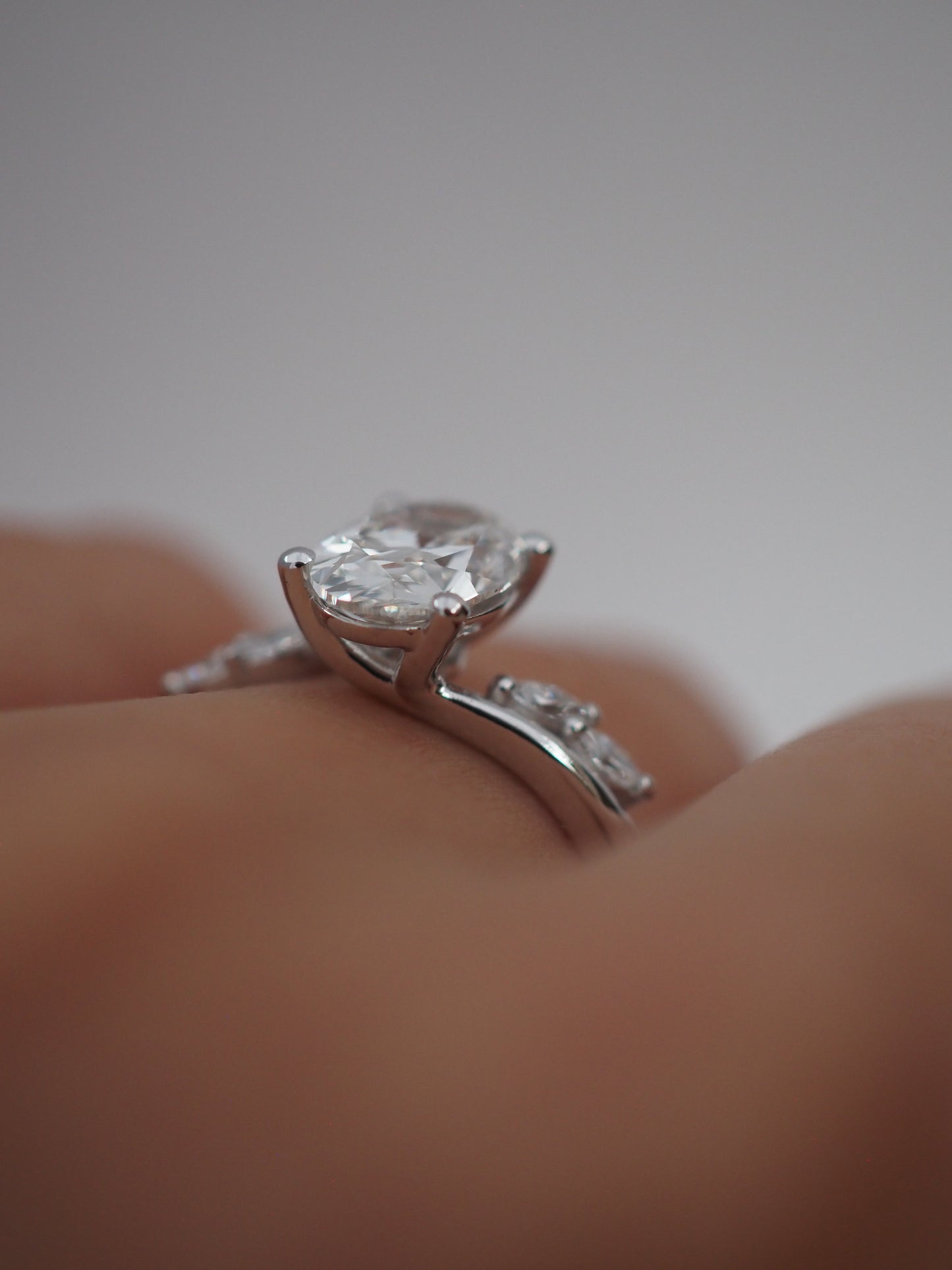 Round Swirl Semi Pave Engagement Ring – 1 CT Moissanite Diamond