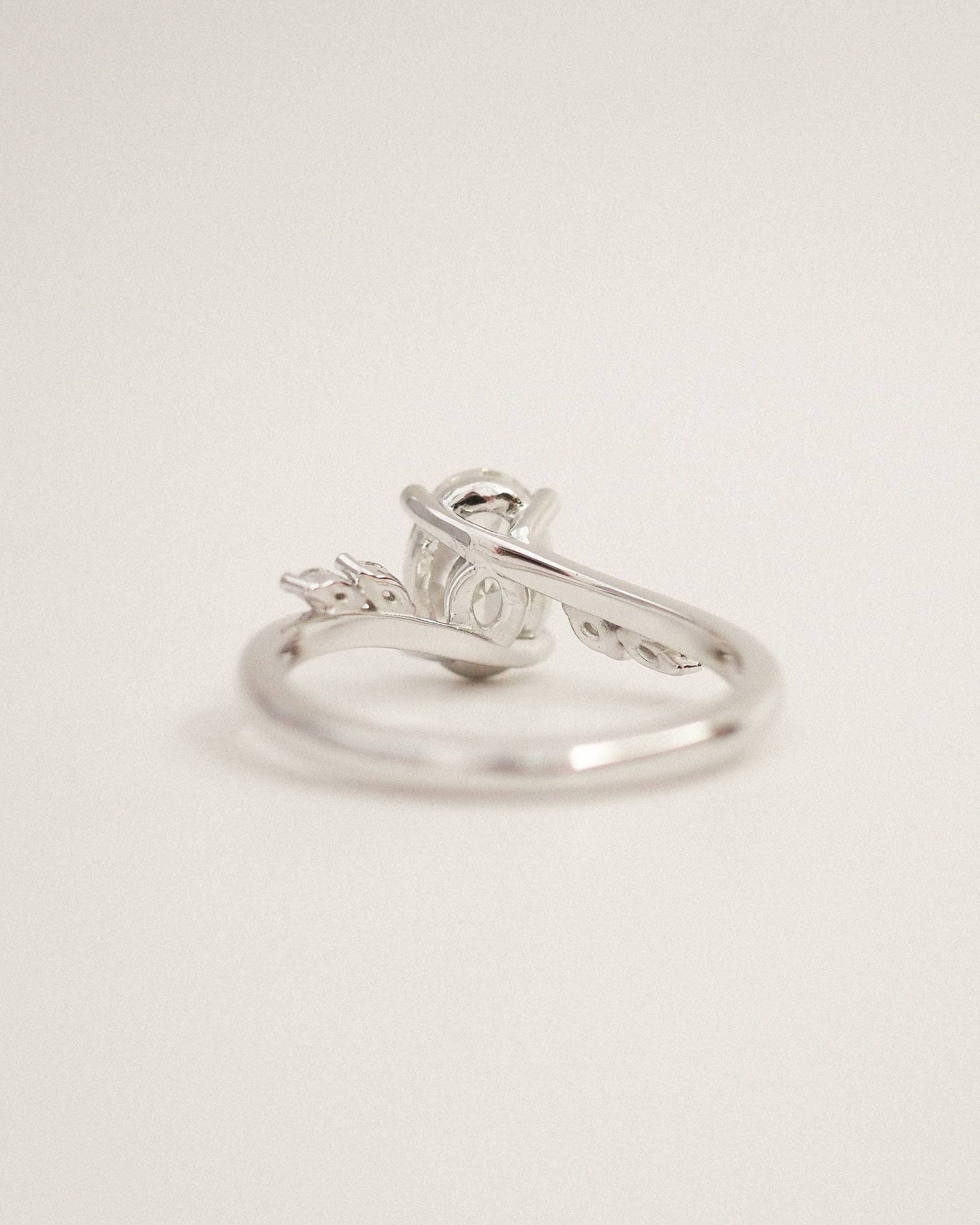 Round Swirl Semi Pave Engagement Ring – 1 CT Moissanite Diamond