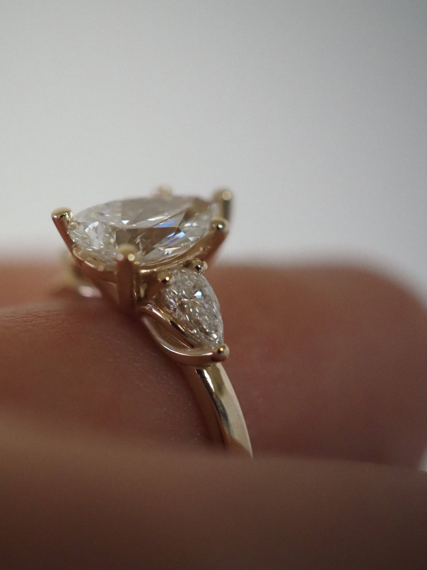 Round Swirl Semi Pave Engagement Ring – 1 CT Moissanite Diamond