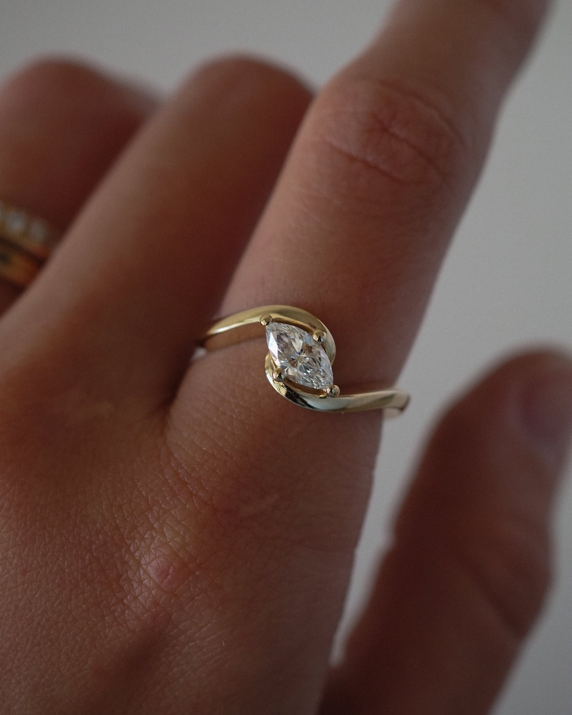 Round Swirl Semi Pave Engagement Ring – 1 CT Moissanite Diamond