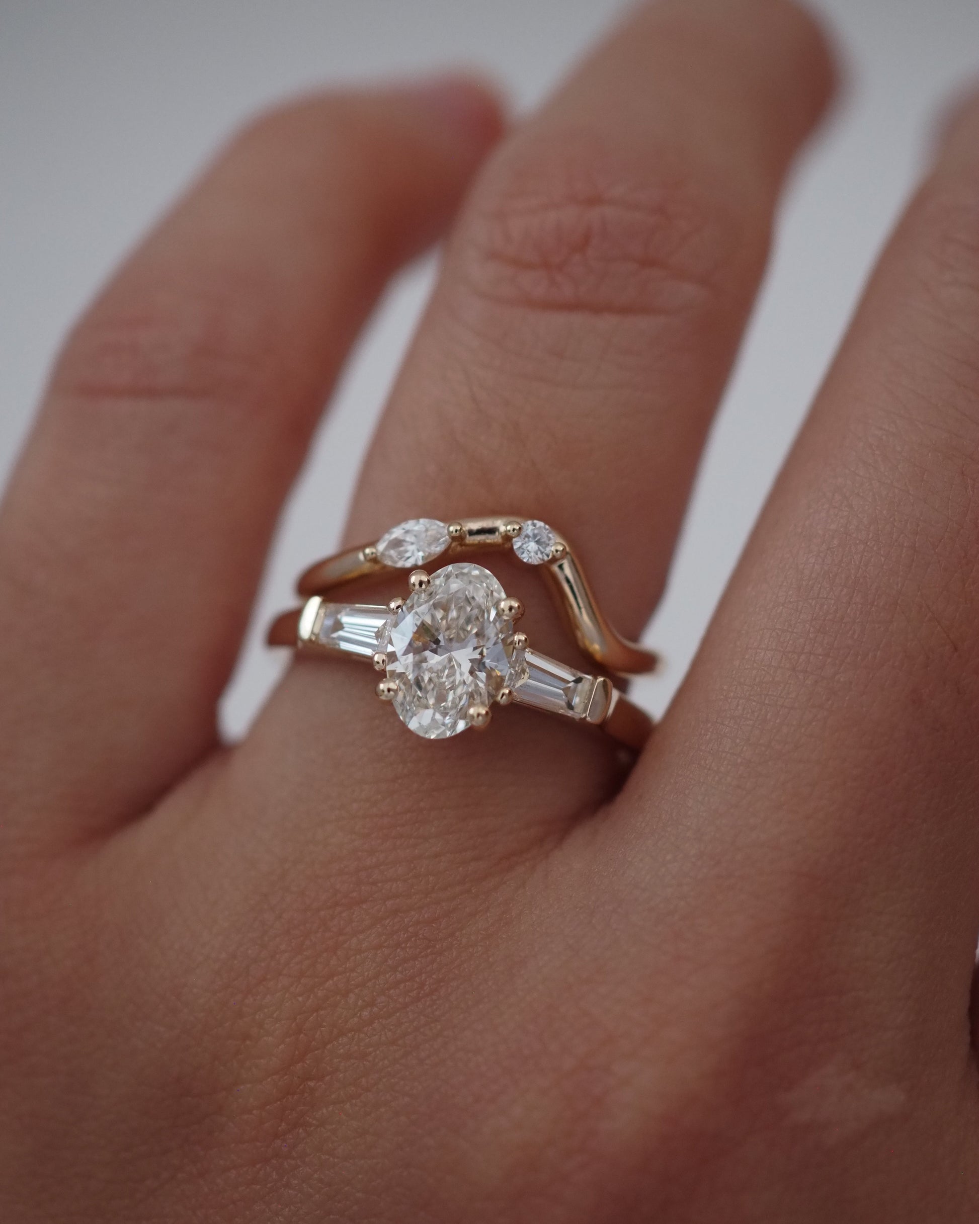 Round Swirl Semi Pave Engagement Ring – 1 CT Moissanite Diamond