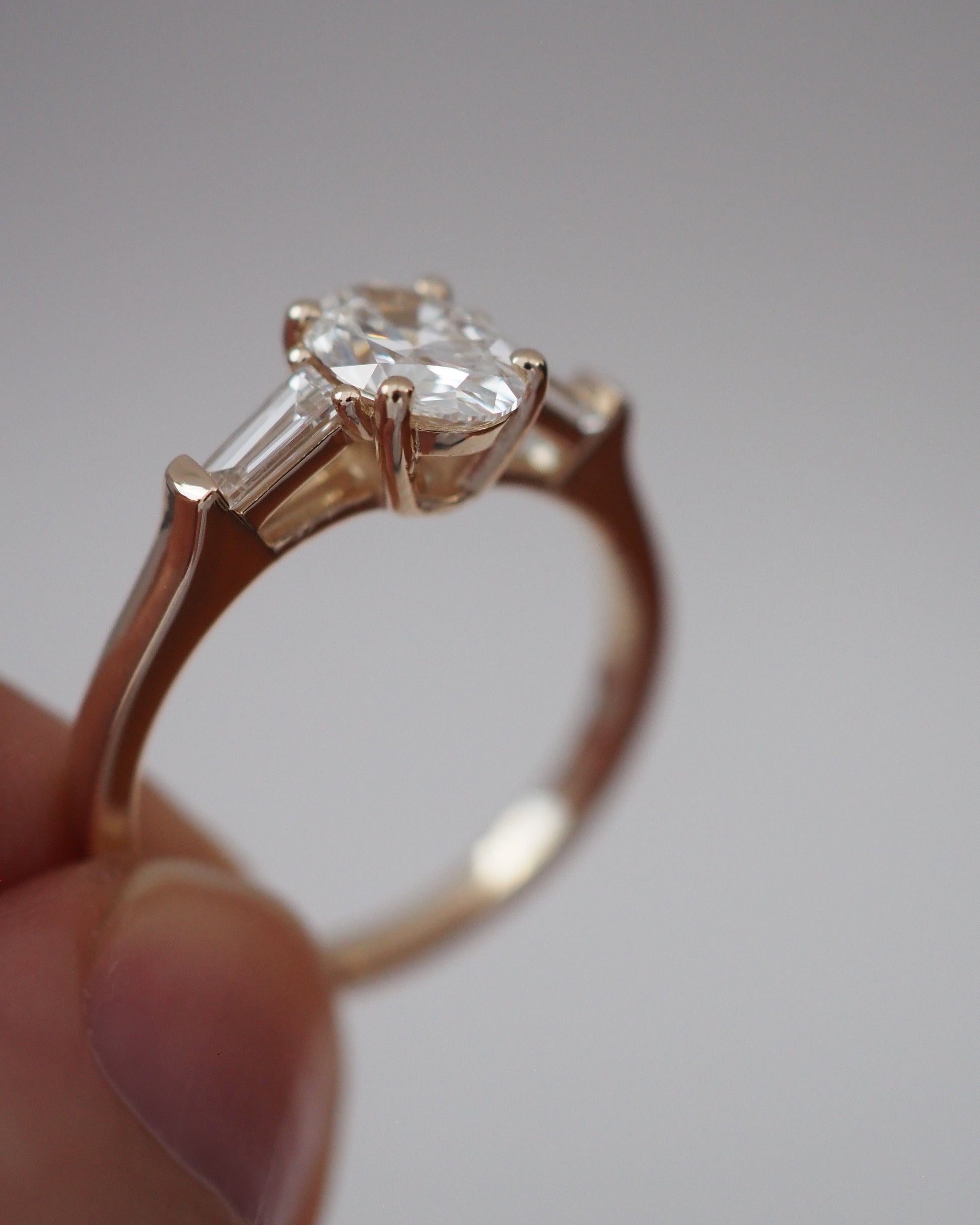 Round Swirl Semi Pave Engagement Ring – 1 CT Moissanite Diamond