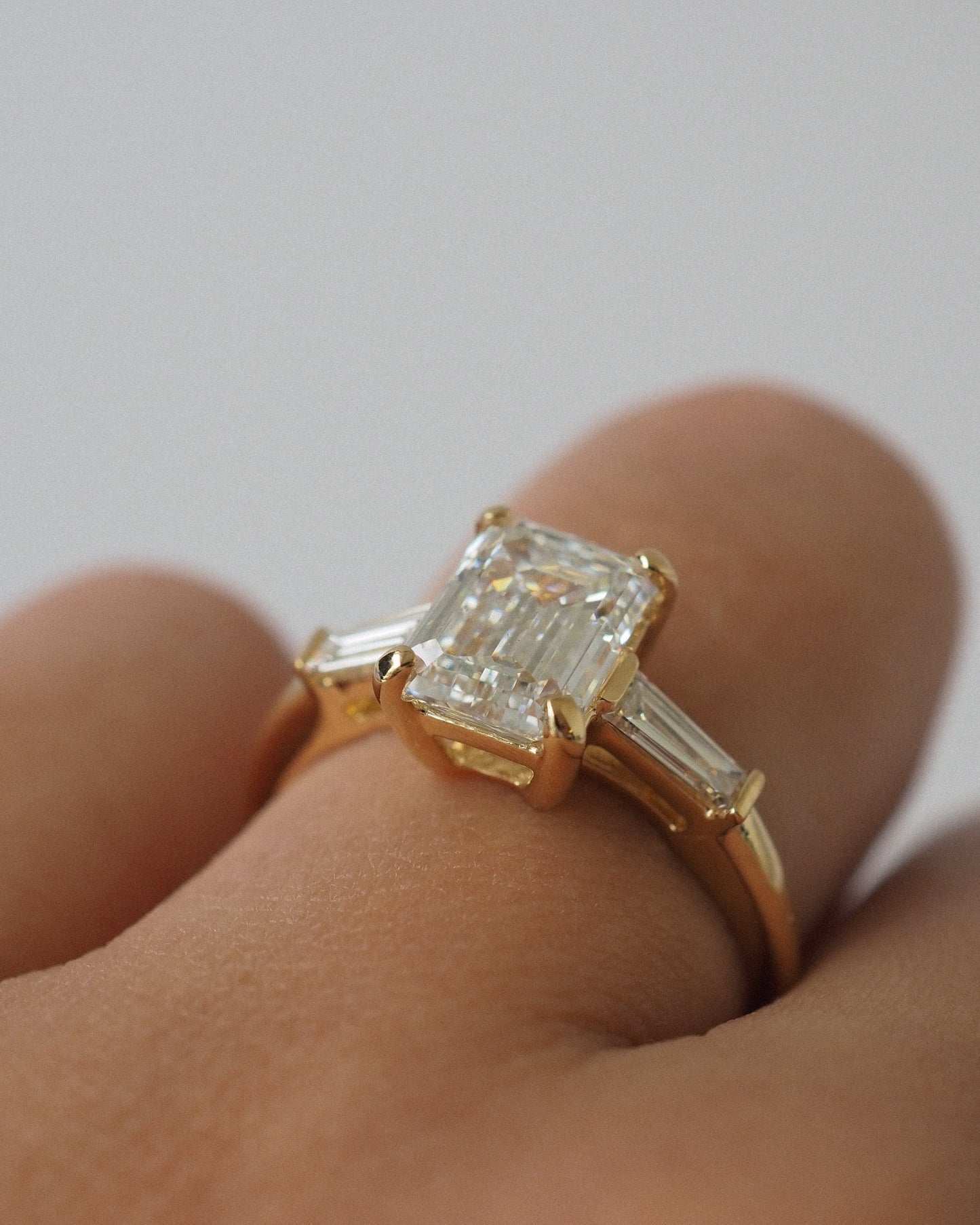 Round Swirl Semi Pave Engagement Ring – 1 CT Moissanite Diamond