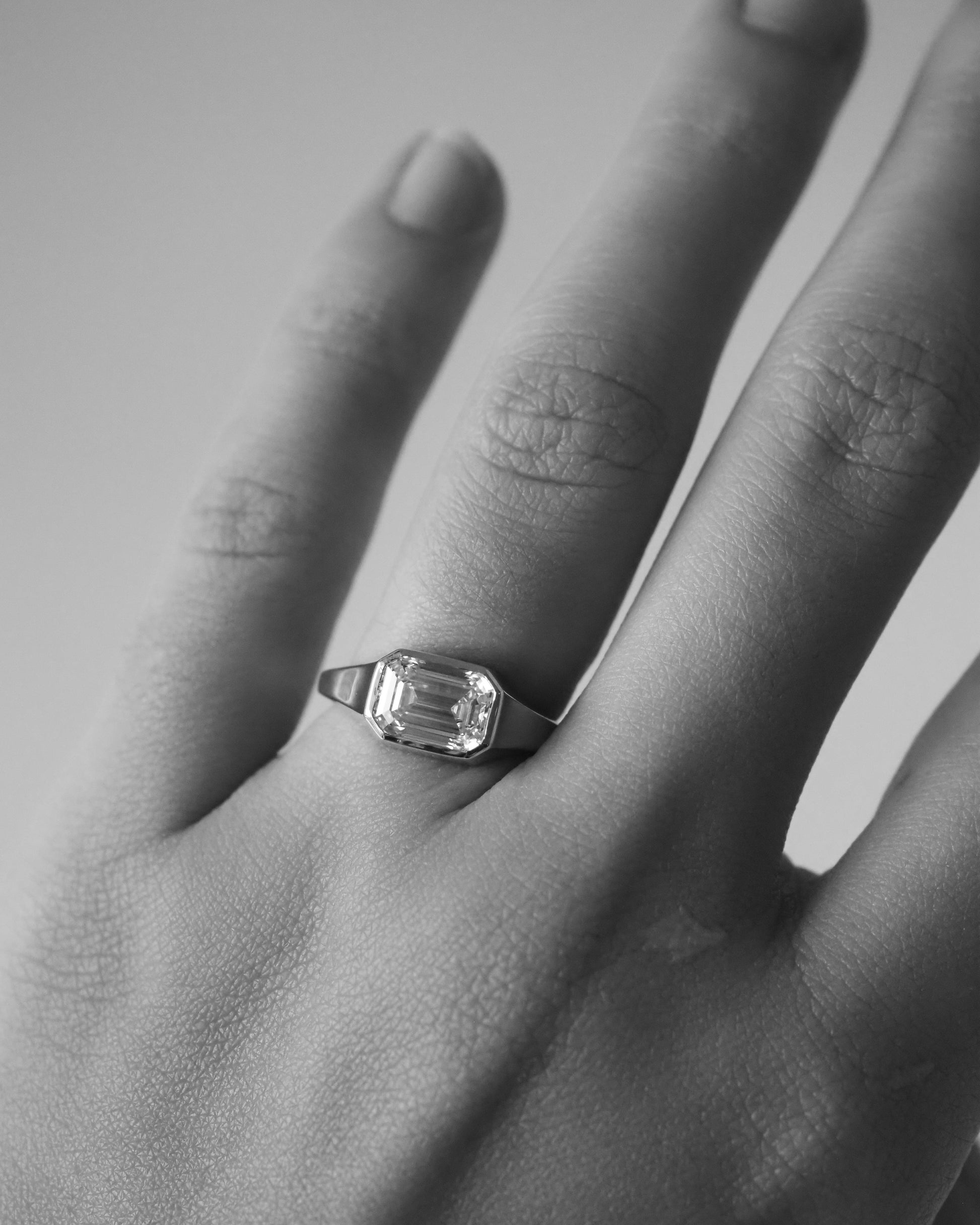 Round Swirl Semi Pave Engagement Ring – 1 CT Moissanite Diamond