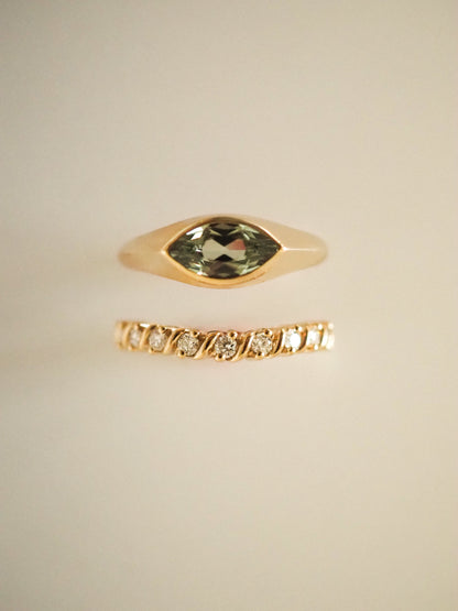 0.13 TCW Round Twisted Moissanite Wedding Band