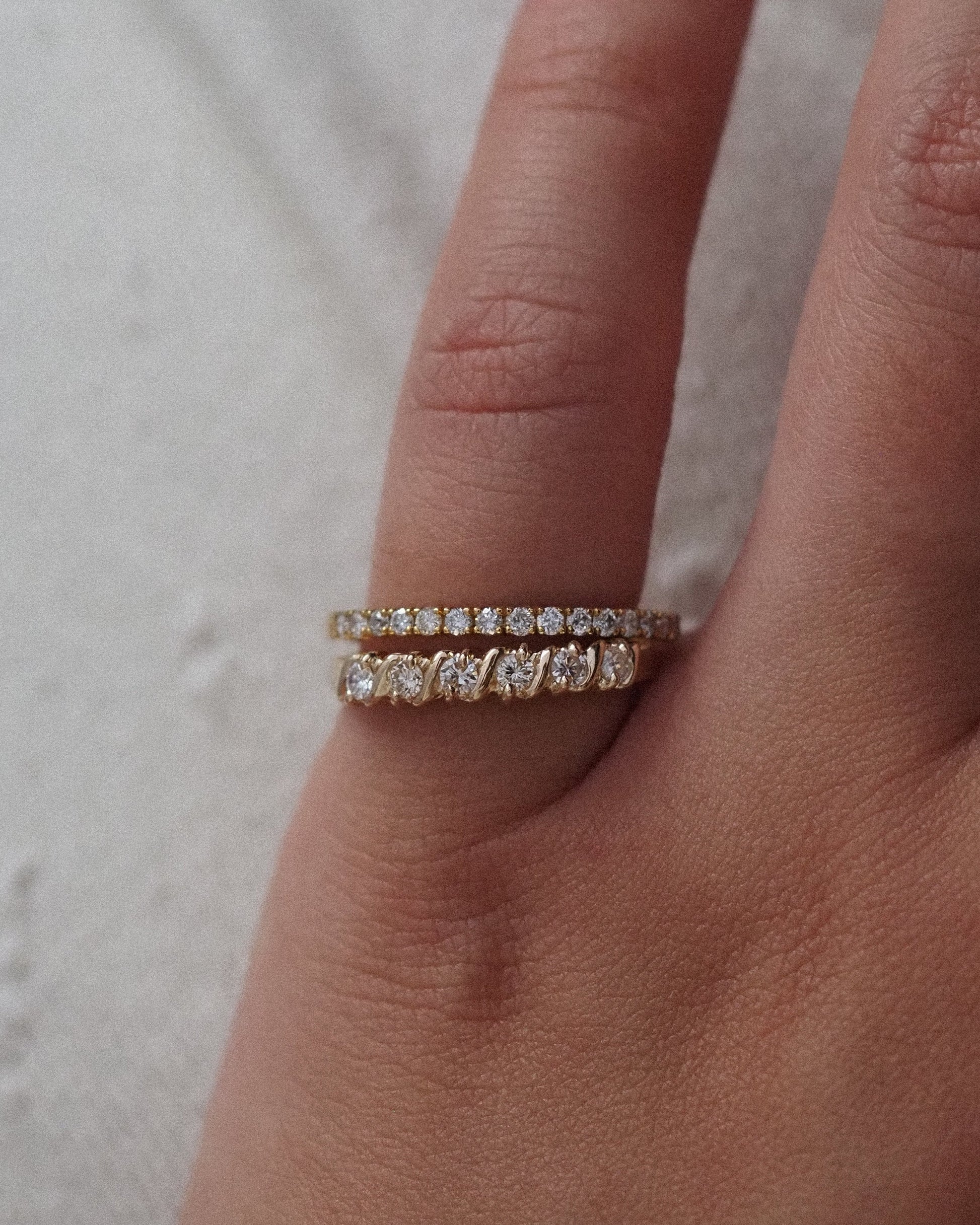0.13 TCW Round Twisted Moissanite Wedding Band