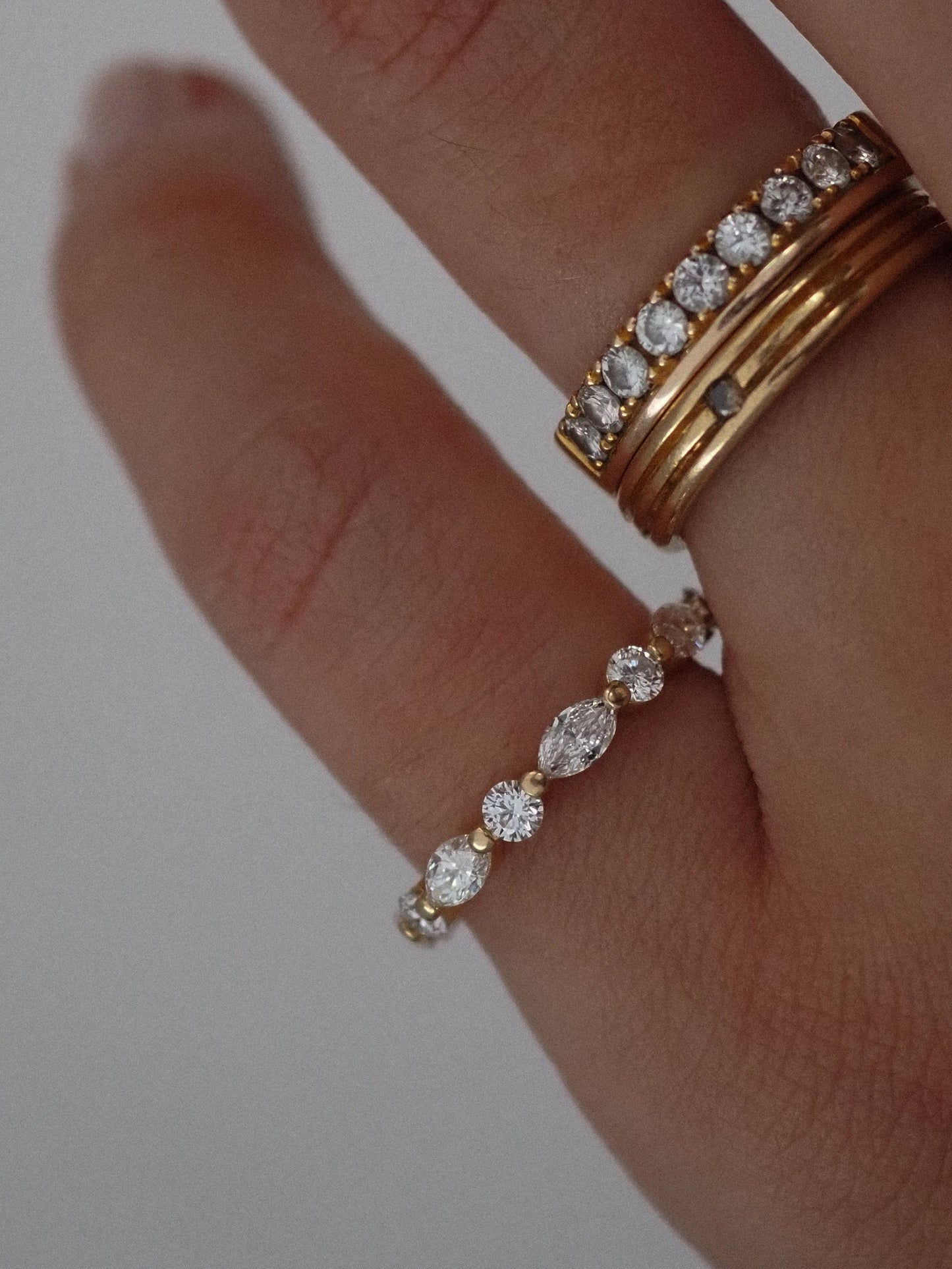 0.13 TCW Round Twisted Moissanite Wedding Band