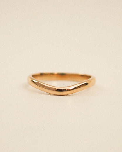 0.13 TCW Round Twisted Moissanite Wedding Band