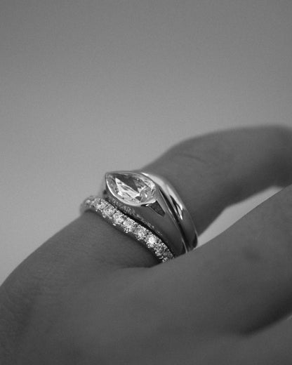0.13 TCW Round Twisted Moissanite Wedding Band