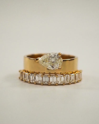 0.13 TCW Round Twisted Moissanite Wedding Band
