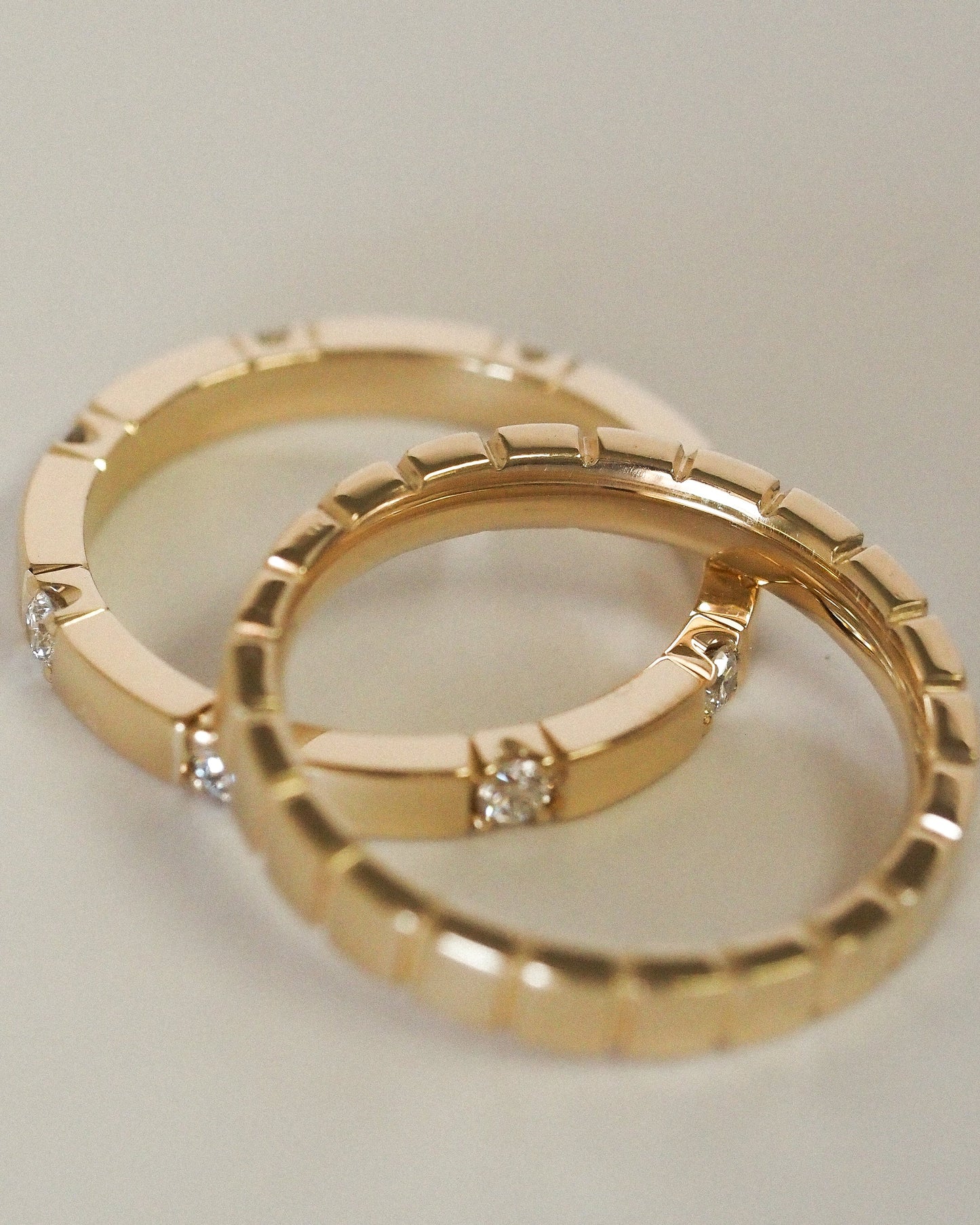 0.13 TCW Round Twisted Moissanite Wedding Band