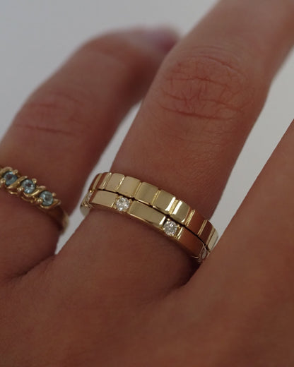 0.13 TCW Round Twisted Moissanite Wedding Band