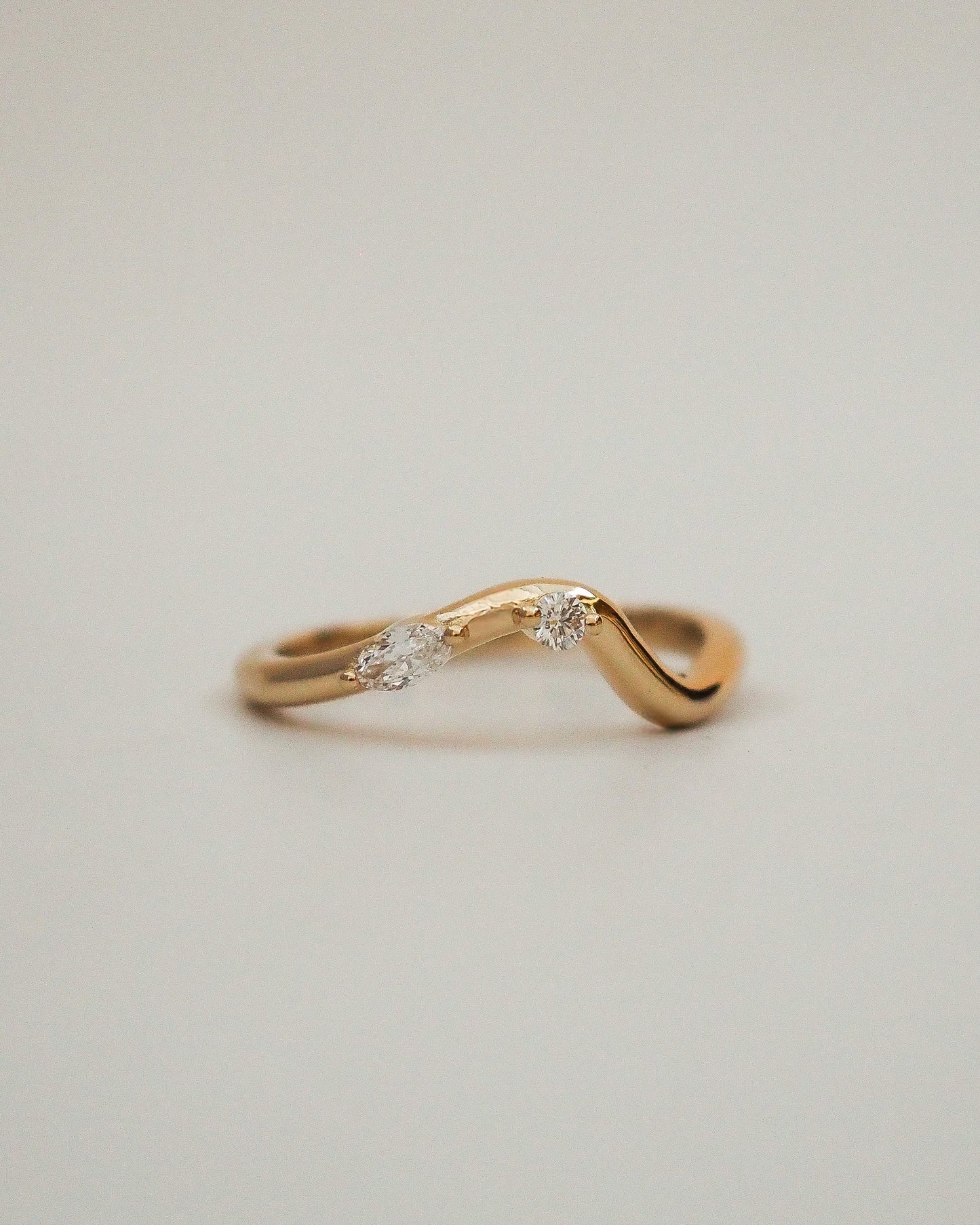 0.13 TCW Round Twisted Moissanite Wedding Band