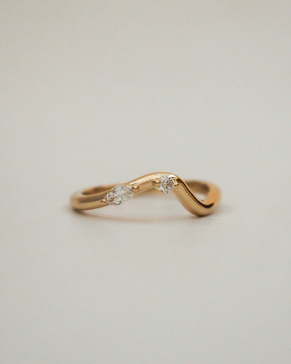 0.13 TCW Round Twisted Moissanite Wedding Band