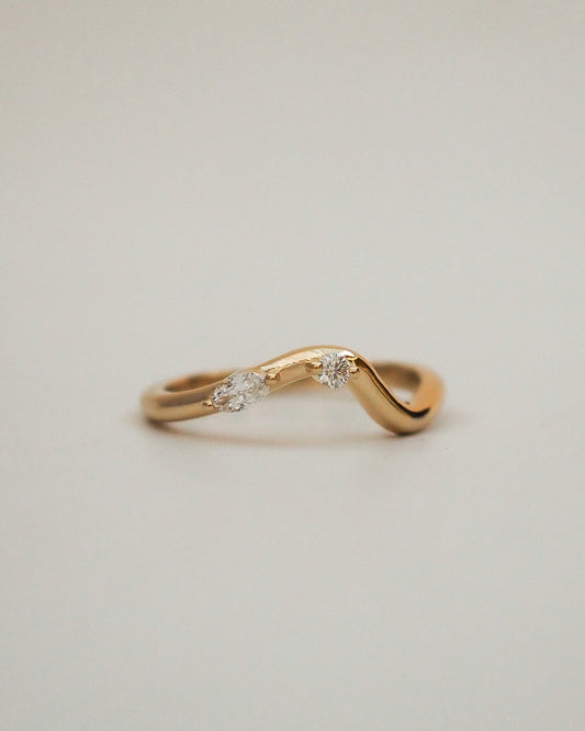 0.13 TCW Round Twisted Moissanite Wedding Band