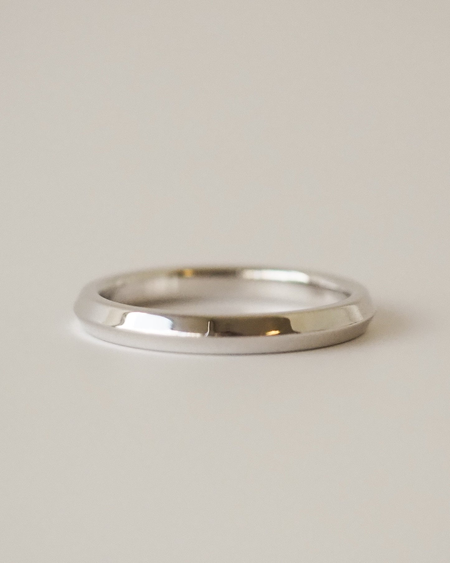 0.13 TCW Round Twisted Moissanite Wedding Band