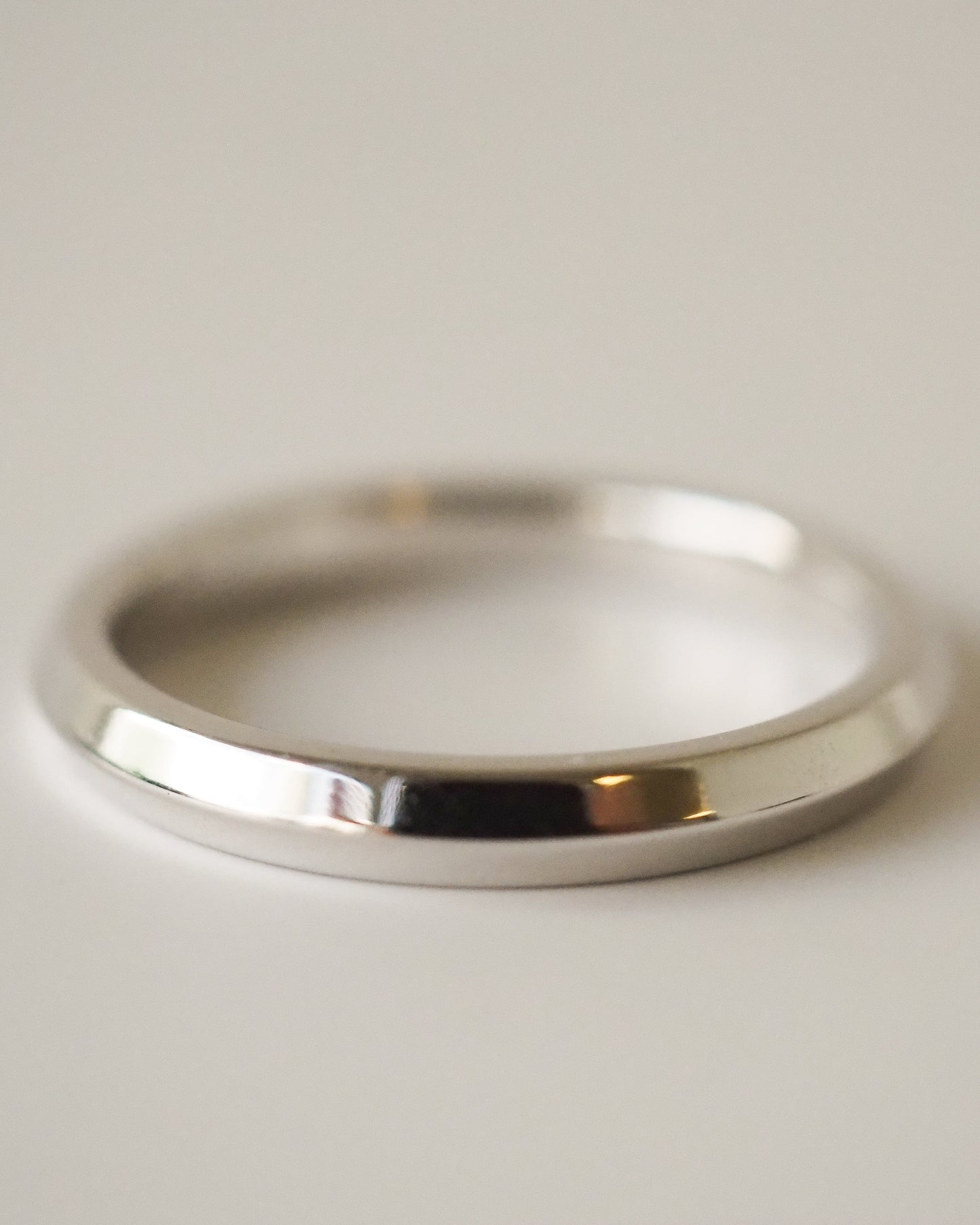 0.13 TCW Round Twisted Moissanite Wedding Band