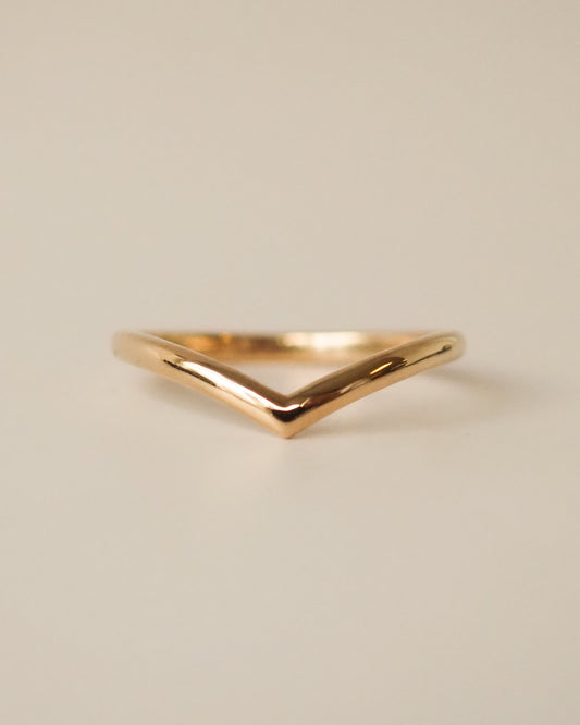 0.13 TCW Round Twisted Moissanite Wedding Band