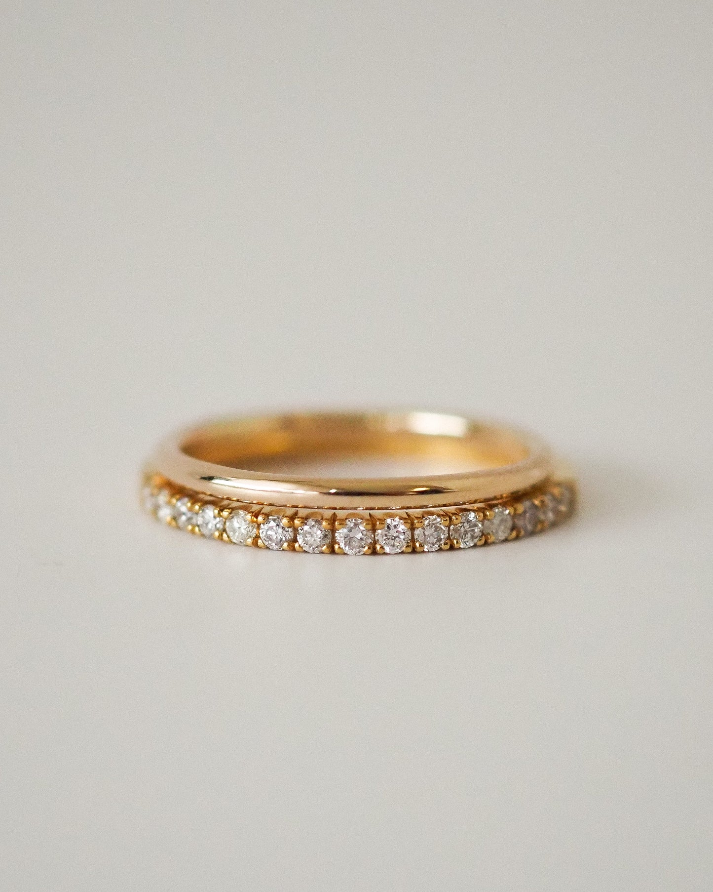 0.13 TCW Round Twisted Moissanite Wedding Band