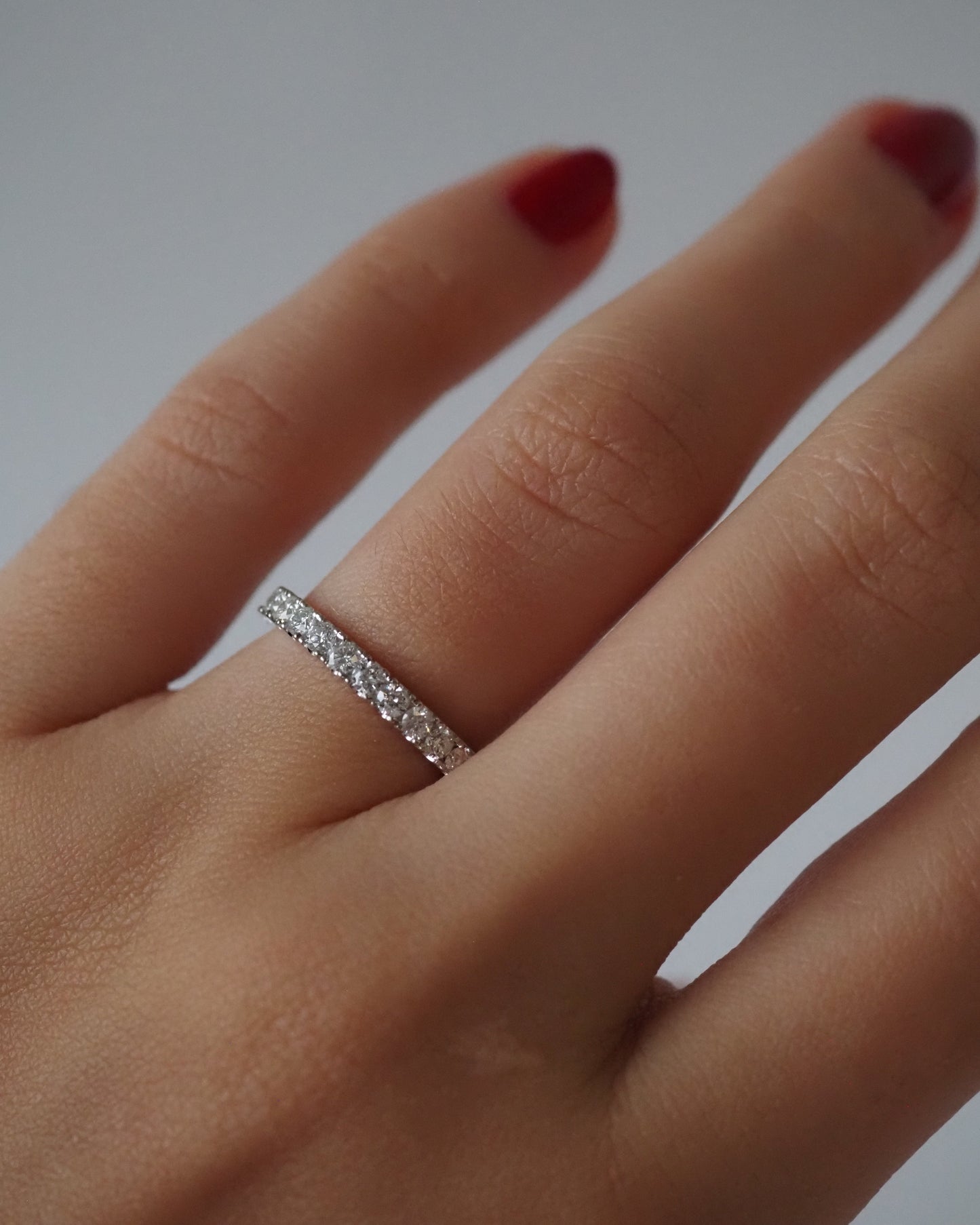 0.13 TCW Round Twisted Moissanite Wedding Band