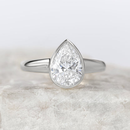 2 CT Round Three Stones Lab Grown Diamond Engagement Ring
