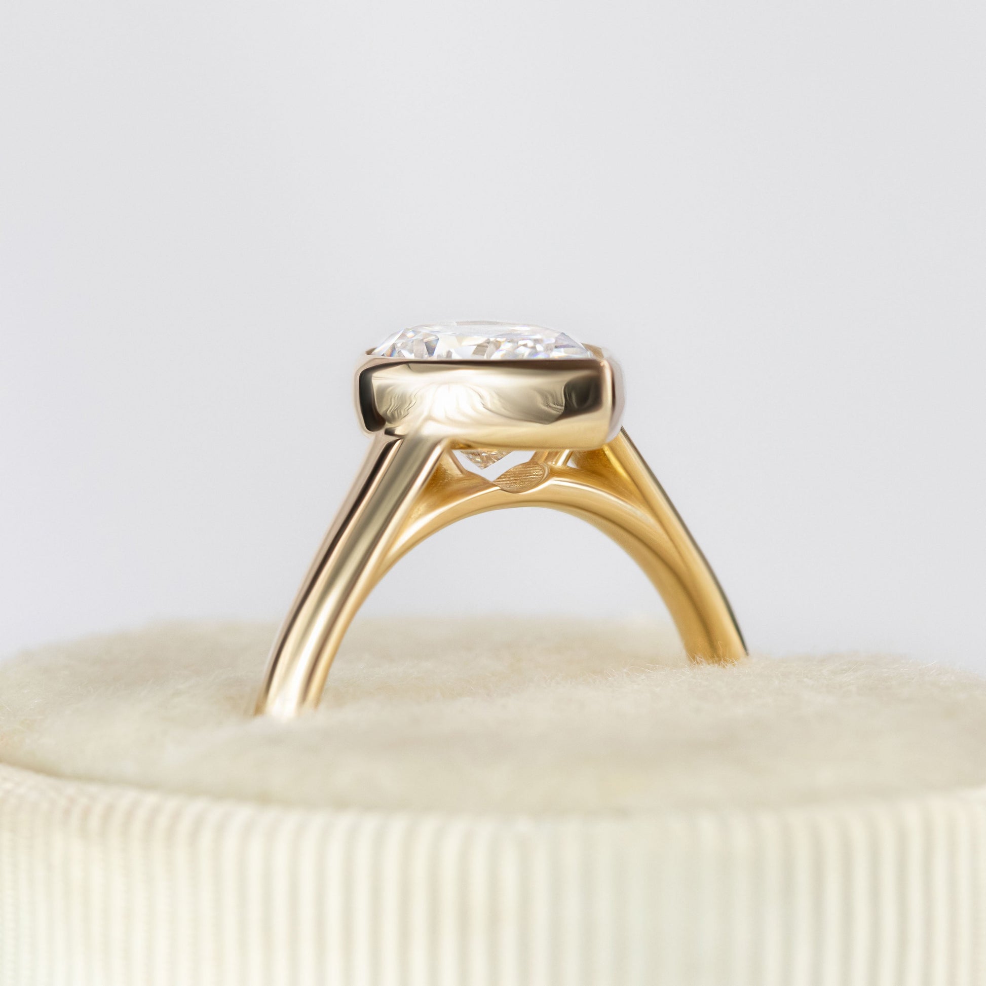 2 CT Round Three Stones Lab Grown Diamond Engagement Ring
