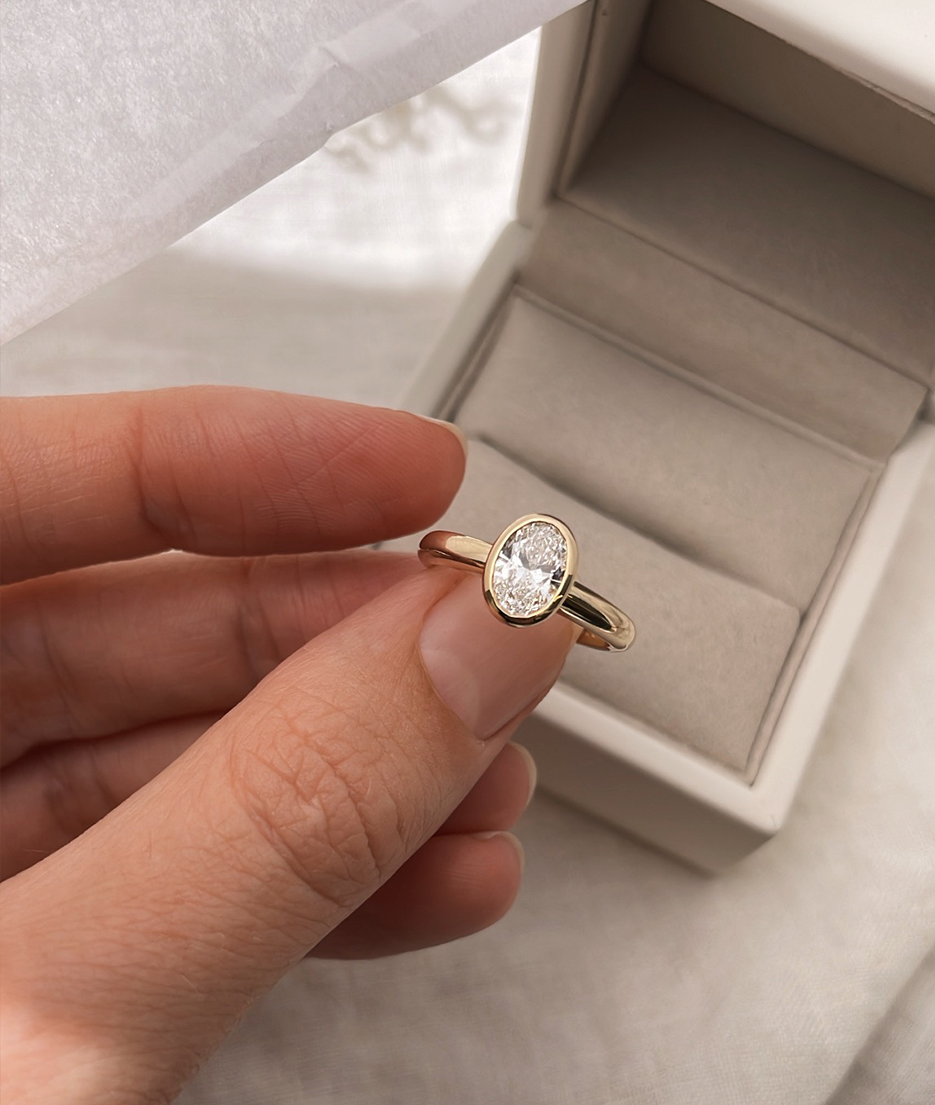 Round Swirl Semi Pave Engagement Ring – 1 CT Moissanite Diamond