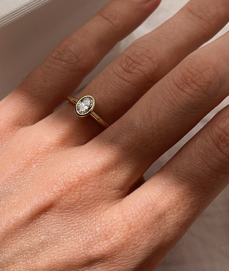 Round Swirl Semi Pave Engagement Ring – 1 CT Moissanite Diamond
