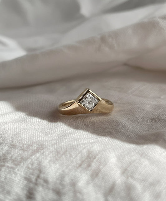 Round Swirl Semi Pave Engagement Ring – 1 CT Moissanite Diamond