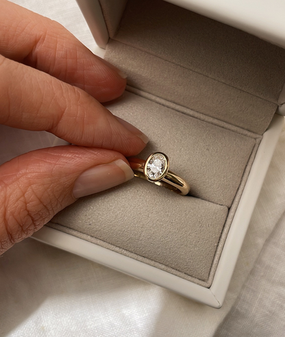 Round Swirl Semi Pave Engagement Ring – 1 CT Moissanite Diamond