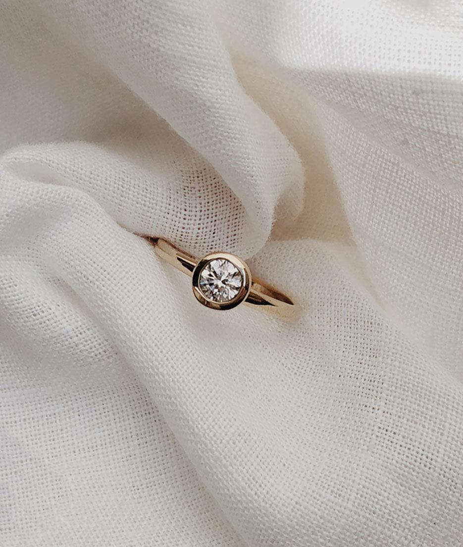Round Swirl Semi Pave Engagement Ring – 1 CT Moissanite Diamond