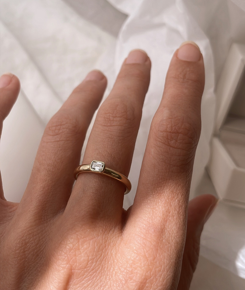 Round Swirl Semi Pave Engagement Ring – 1 CT Moissanite Diamond