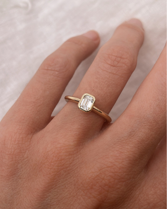 Round Swirl Semi Pave Engagement Ring – 1 CT Moissanite Diamond