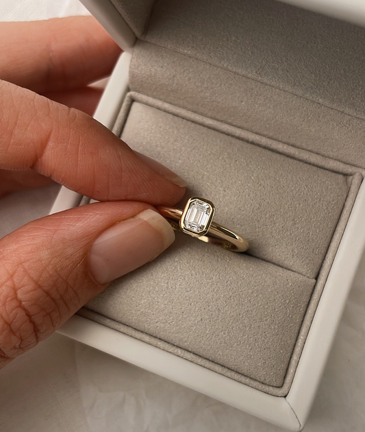 Round Swirl Semi Pave Engagement Ring – 1 CT Moissanite Diamond