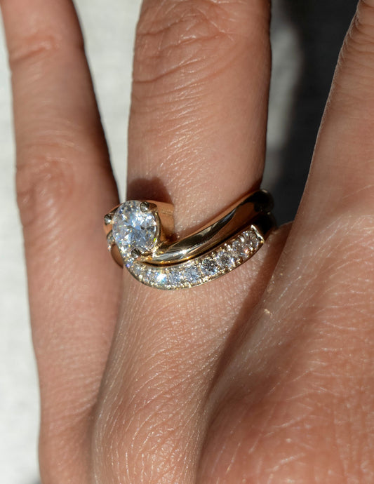 1 CT Round Cut Solitaire Lab Grown Diamond Ring With Wrap Minimal Pave Band