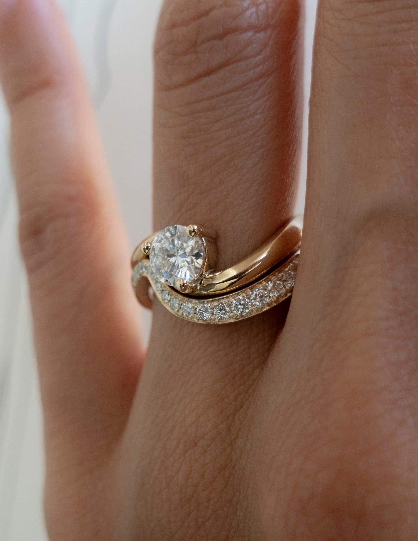 1 CT Round Cut Solitaire Lab Grown Diamond Ring With Wrap Minimal Pave Band