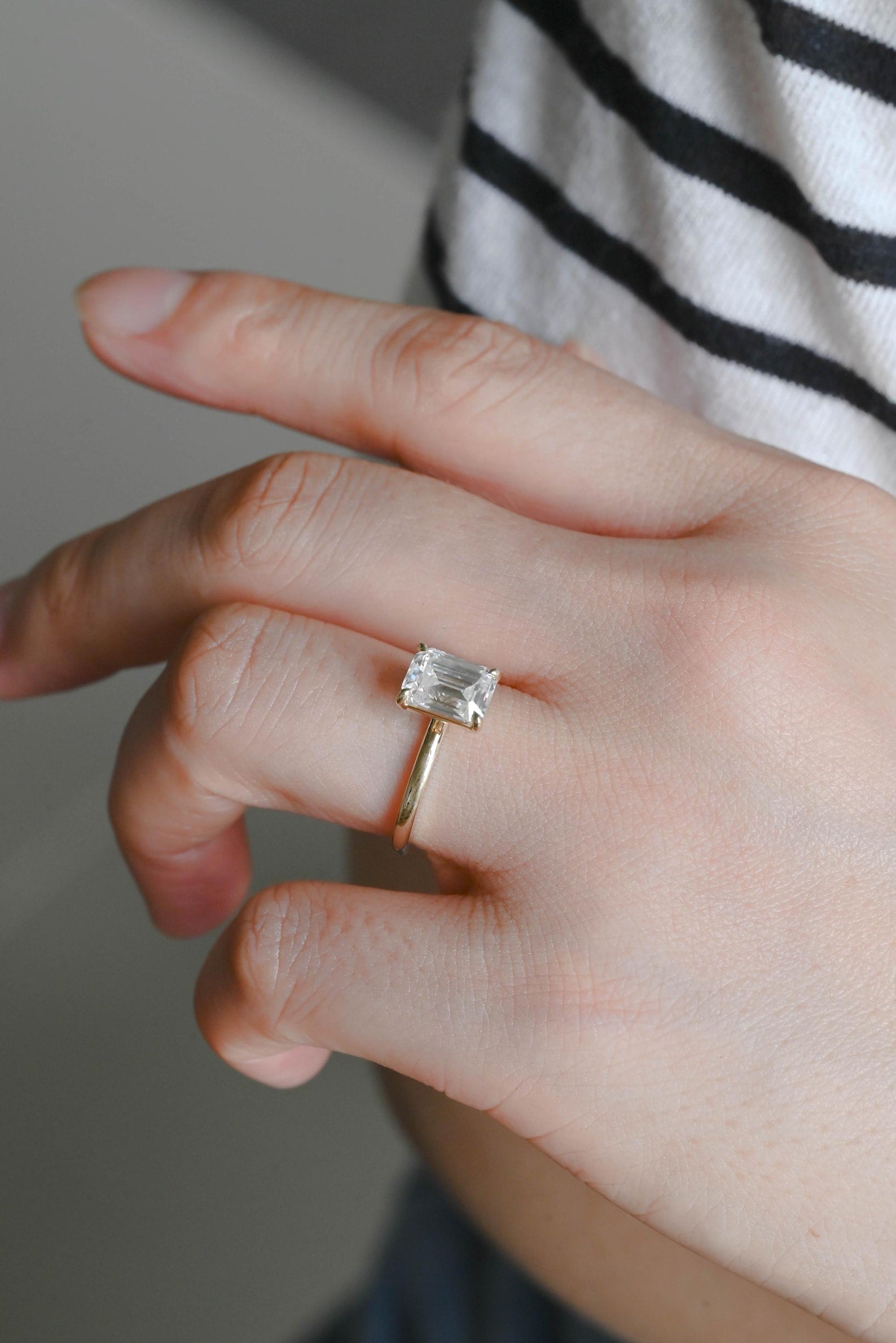 Round Halo, Pave & Split Shank Engagement Ring – 1.93 CT Lab Grown Diamond