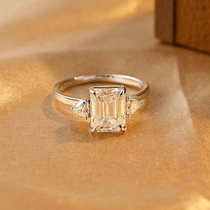 Round Halo, Pave & Split Shank Engagement Ring – 1.93 CT Lab Grown Diamond
