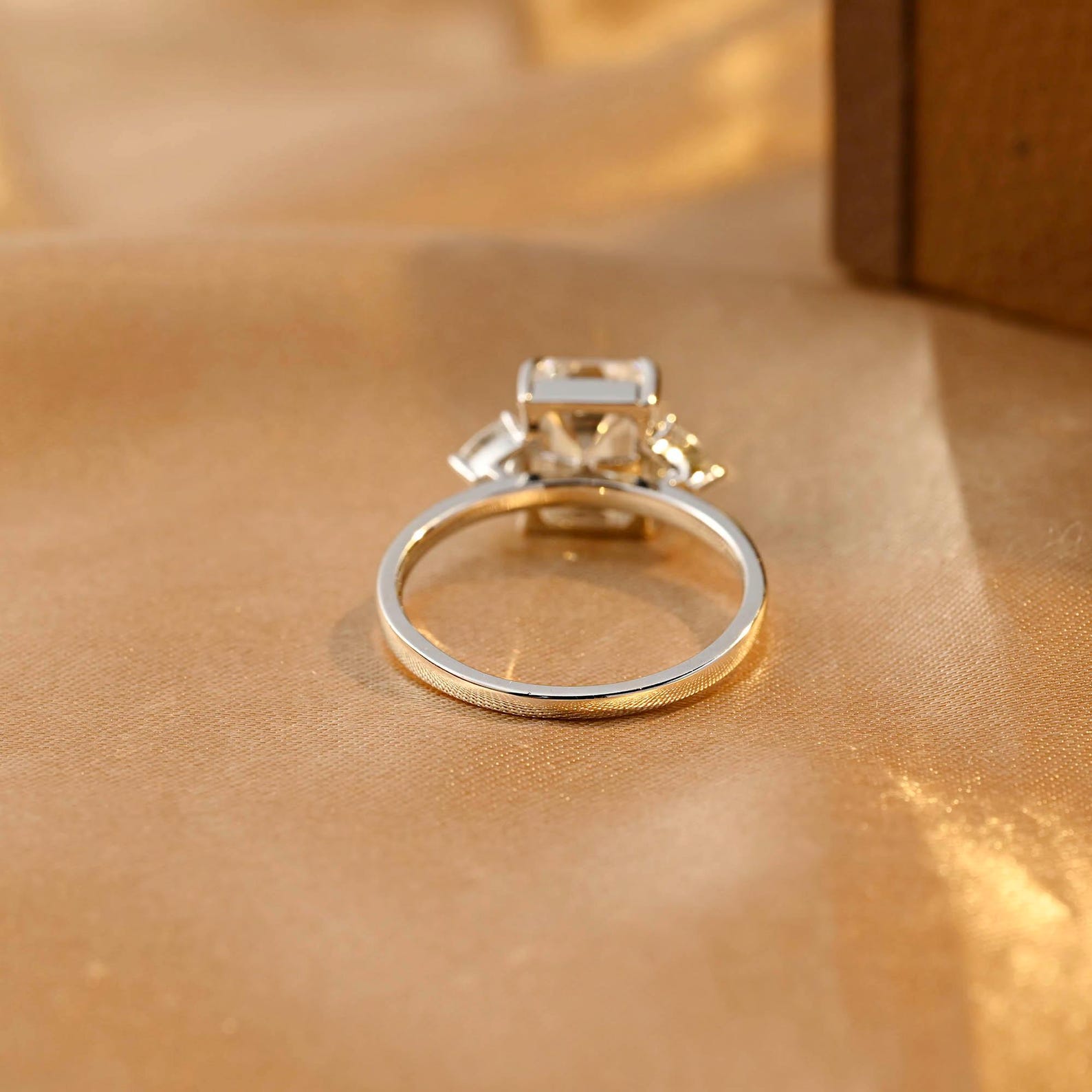 Round Halo, Pave & Split Shank Engagement Ring – 1.93 CT Lab Grown Diamond
