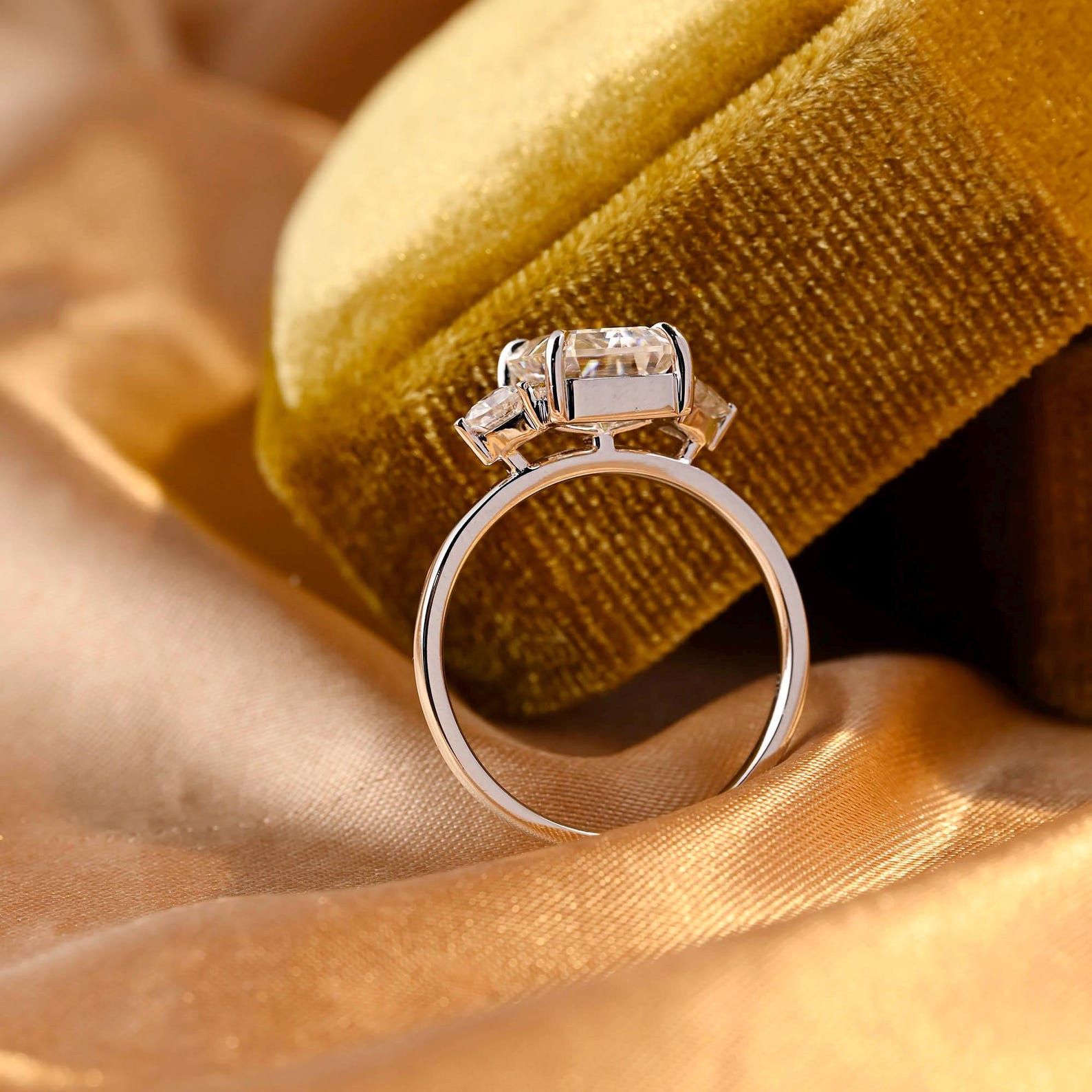 Round Halo, Pave & Split Shank Engagement Ring – 1.93 CT Lab Grown Diamond