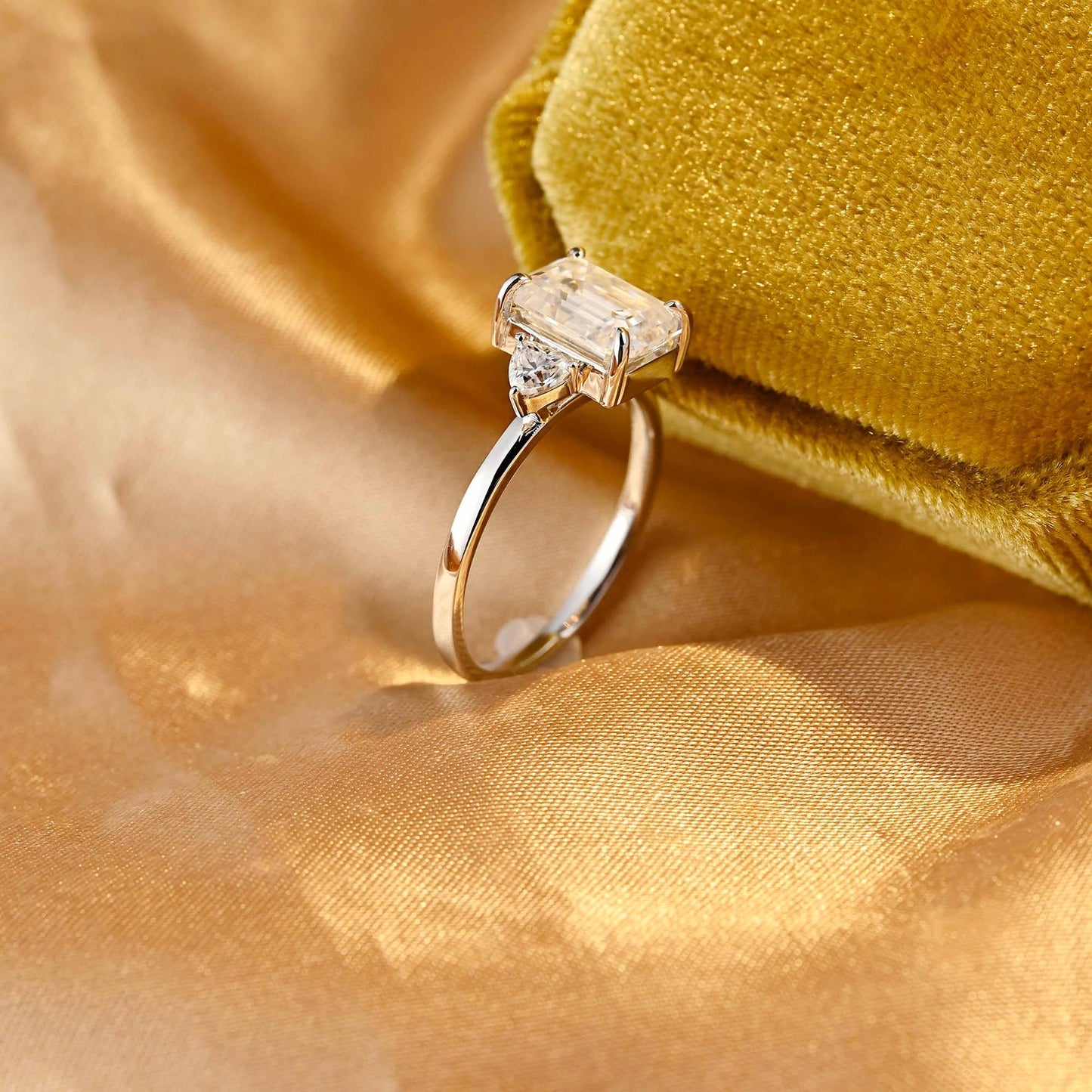 Round Halo, Pave & Split Shank Engagement Ring – 1.93 CT Lab Grown Diamond