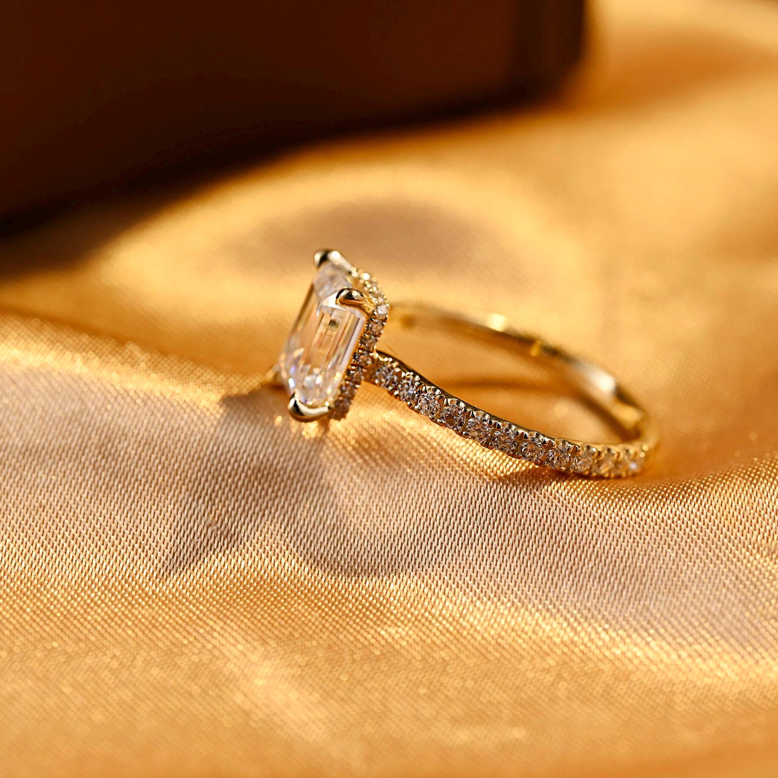Round Halo, Pave & Split Shank Engagement Ring – 1.93 CT Lab Grown Diamond